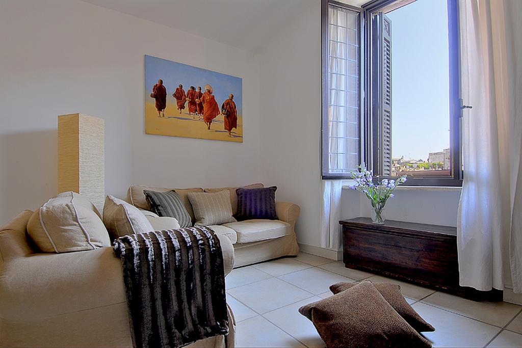 Pearl Suite Rom Rum bild