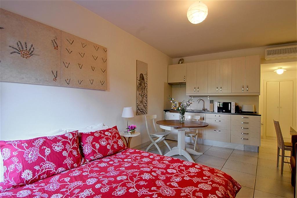 Pearl Suite Rom Rum bild